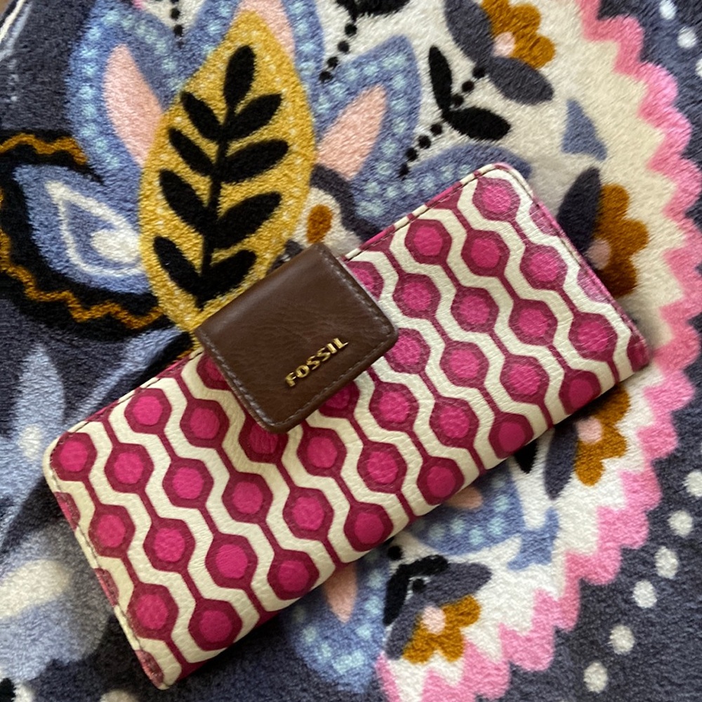 Fossil wallet
